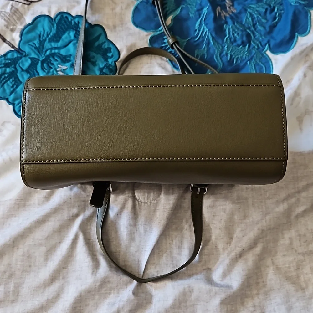 Marc Jacobs Little Big Shot Top Handle Satchel in Medium Green - Picture 9 of 12